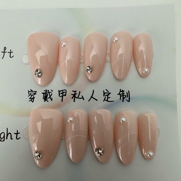 Handmade press on nails bundle of four sets size medium - Picture 4 of 13